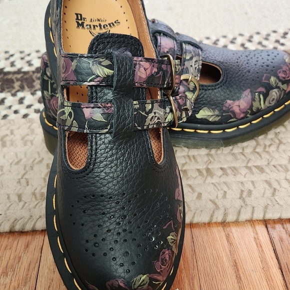 Dr. Martens 8065 Floral Black Mary Jane Shoes - Picture 3 of 12